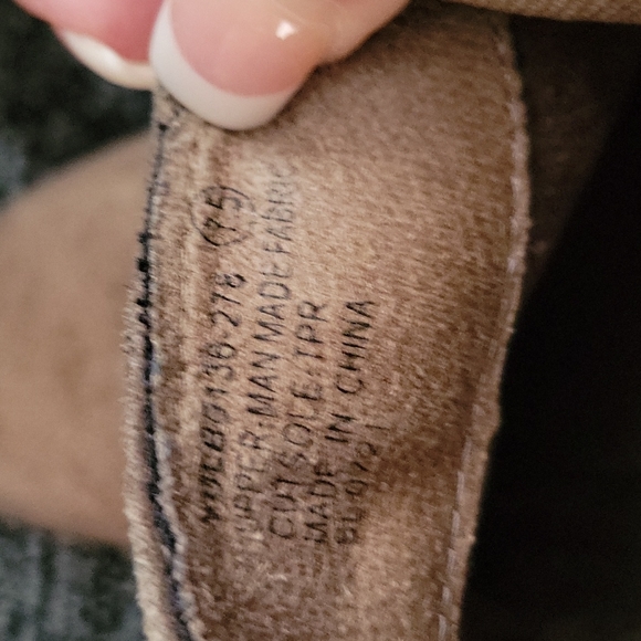 Booties - Picture 4 of 5